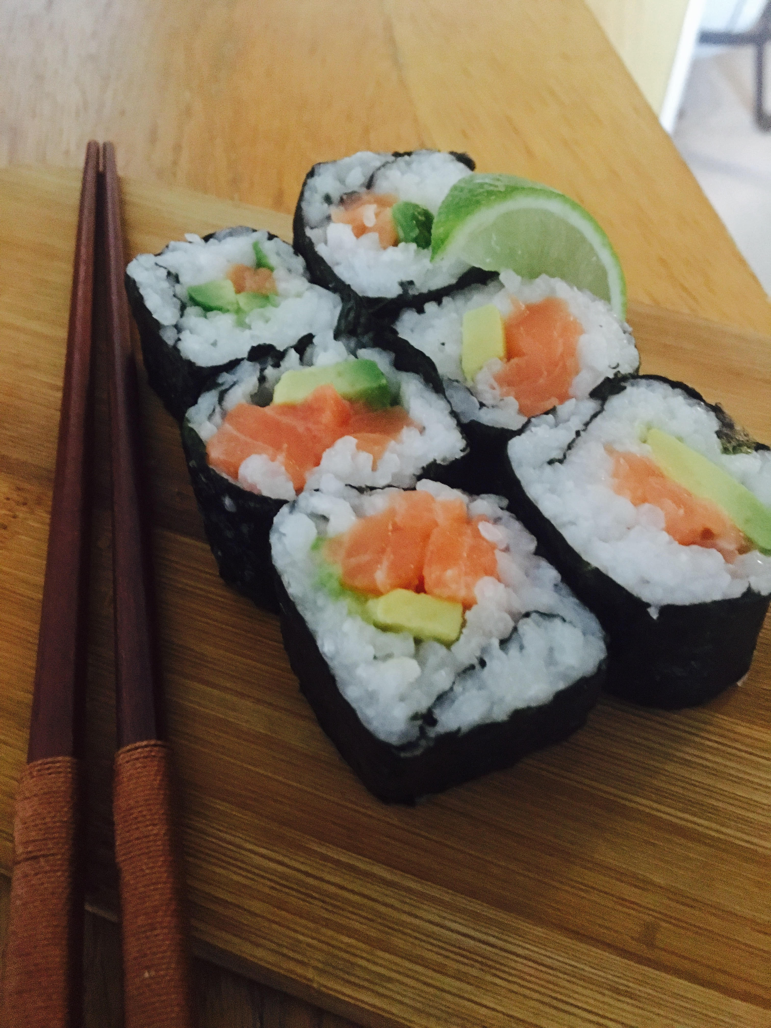 Salmon and Avocado Maki Rolls