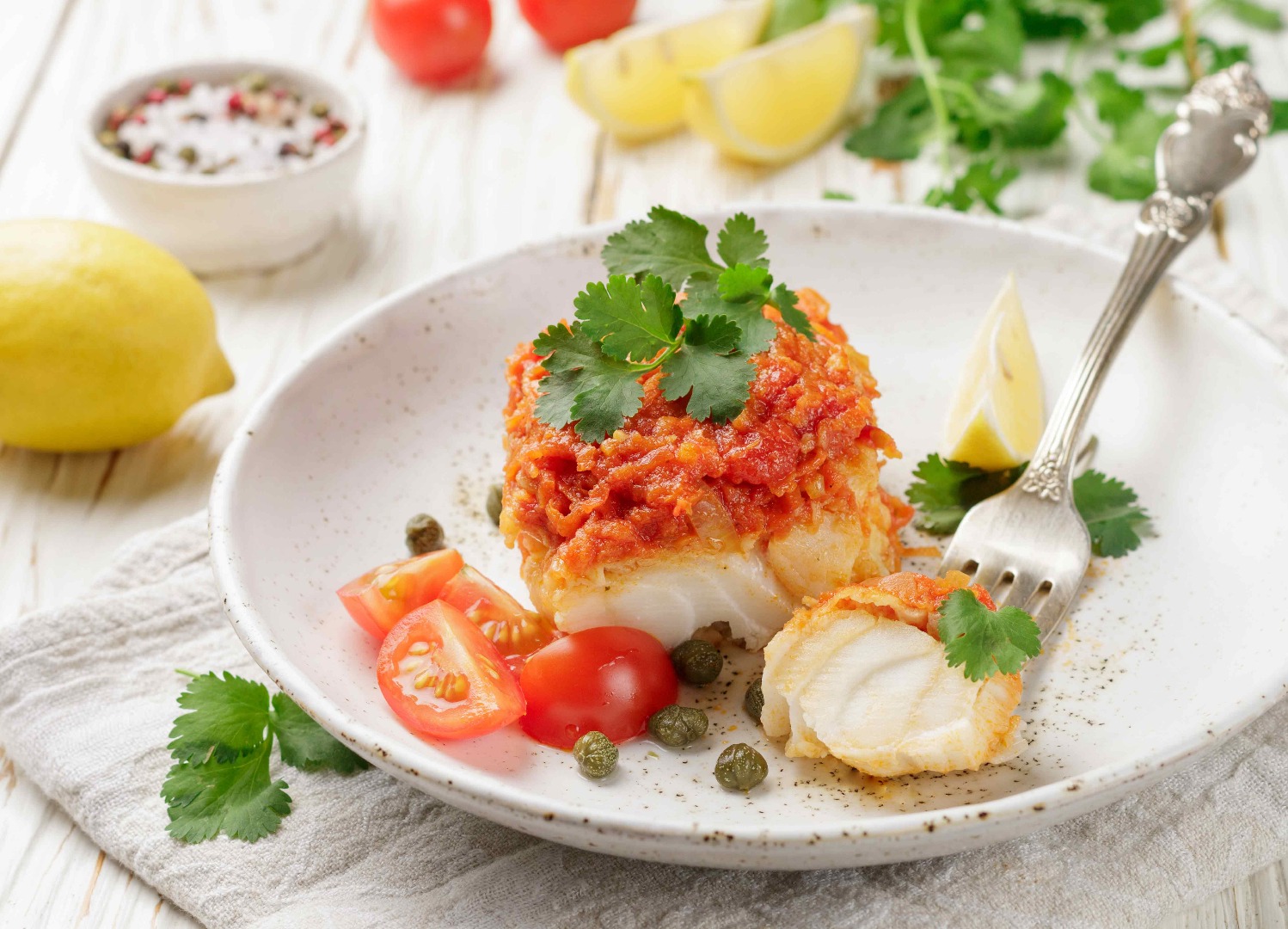Redfish with Tomato and White Wine Sauce